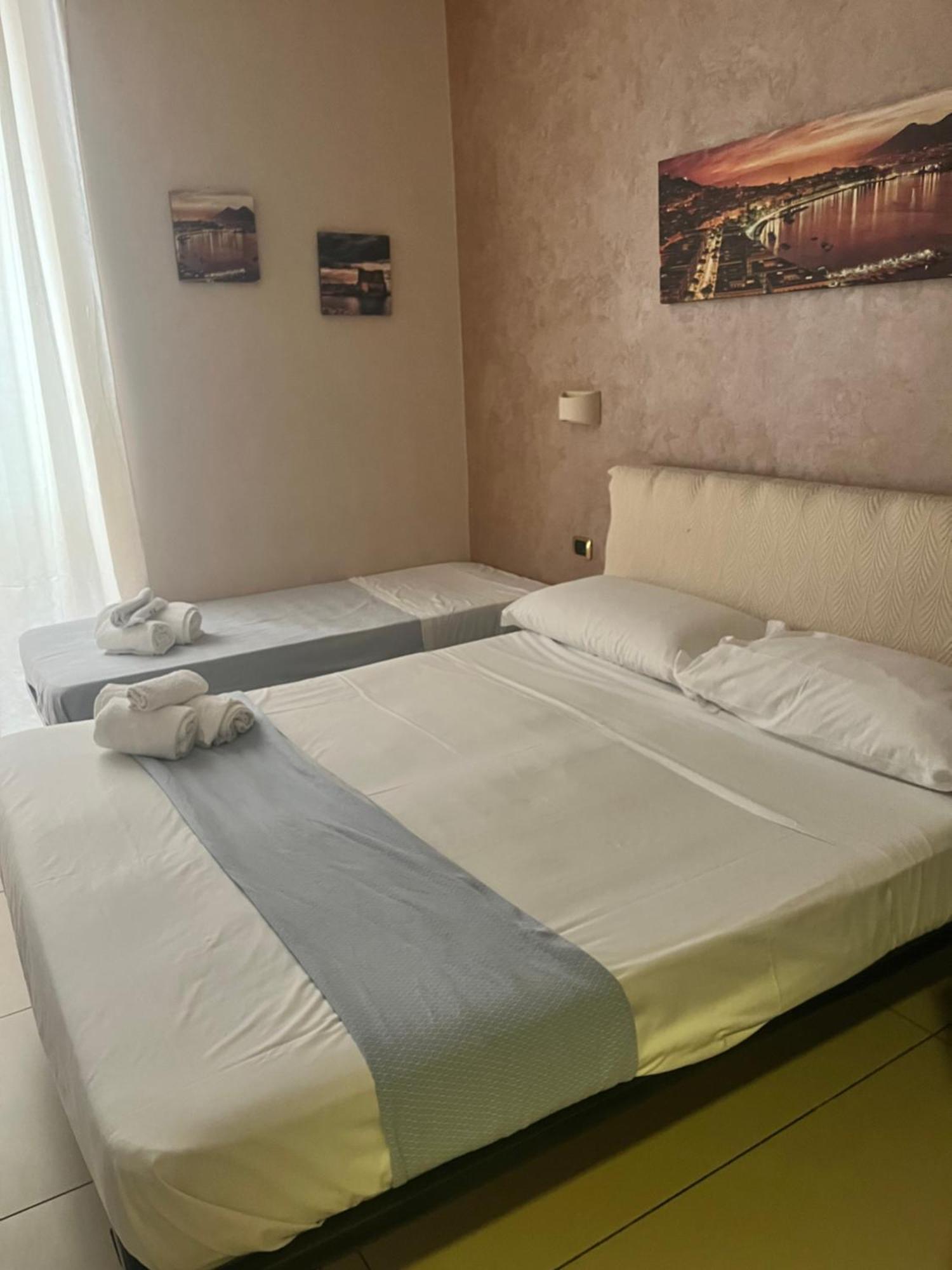 نابولي International Hotels المظهر الخارجي الصورة