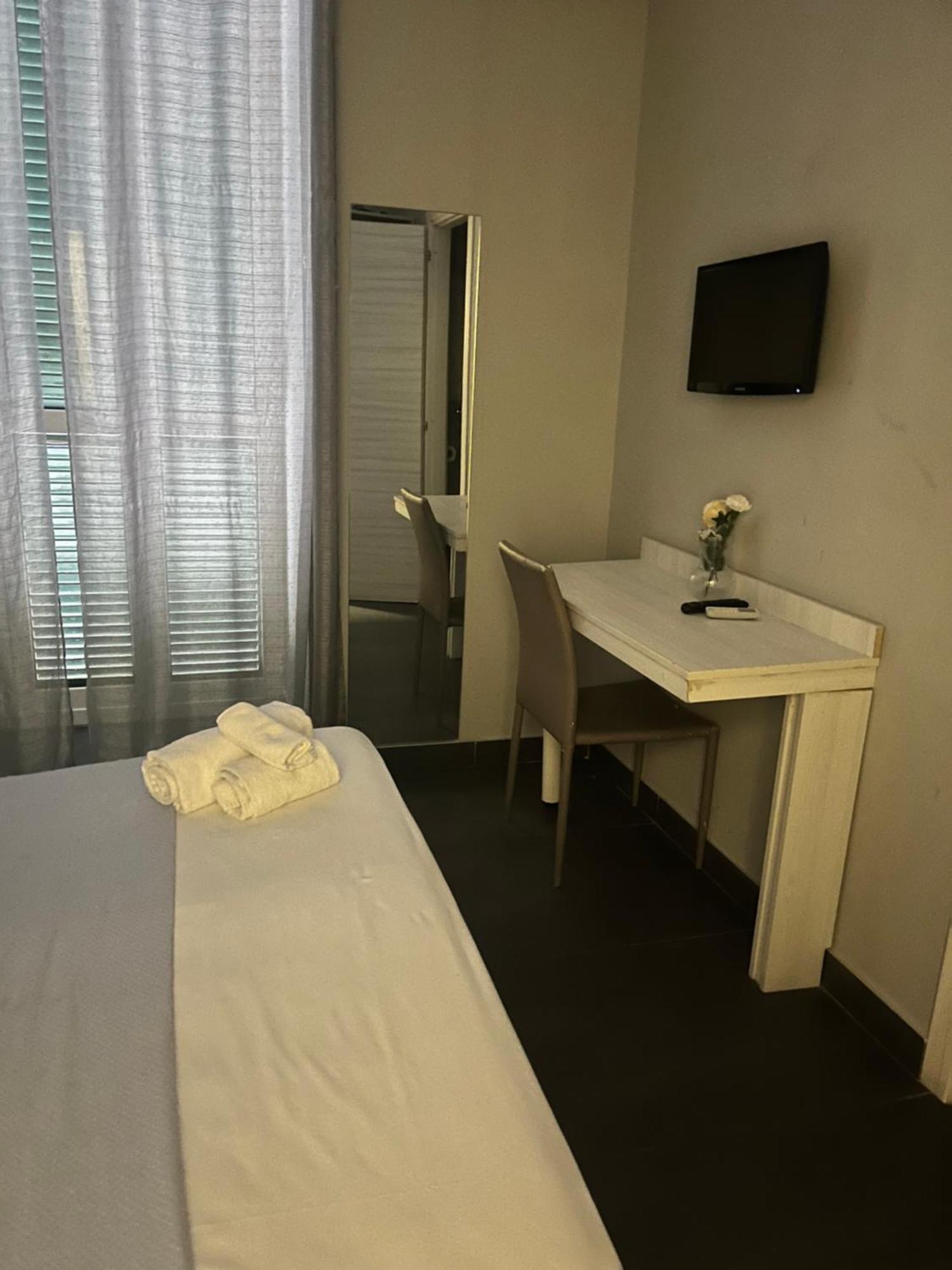 نابولي International Hotels المظهر الخارجي الصورة