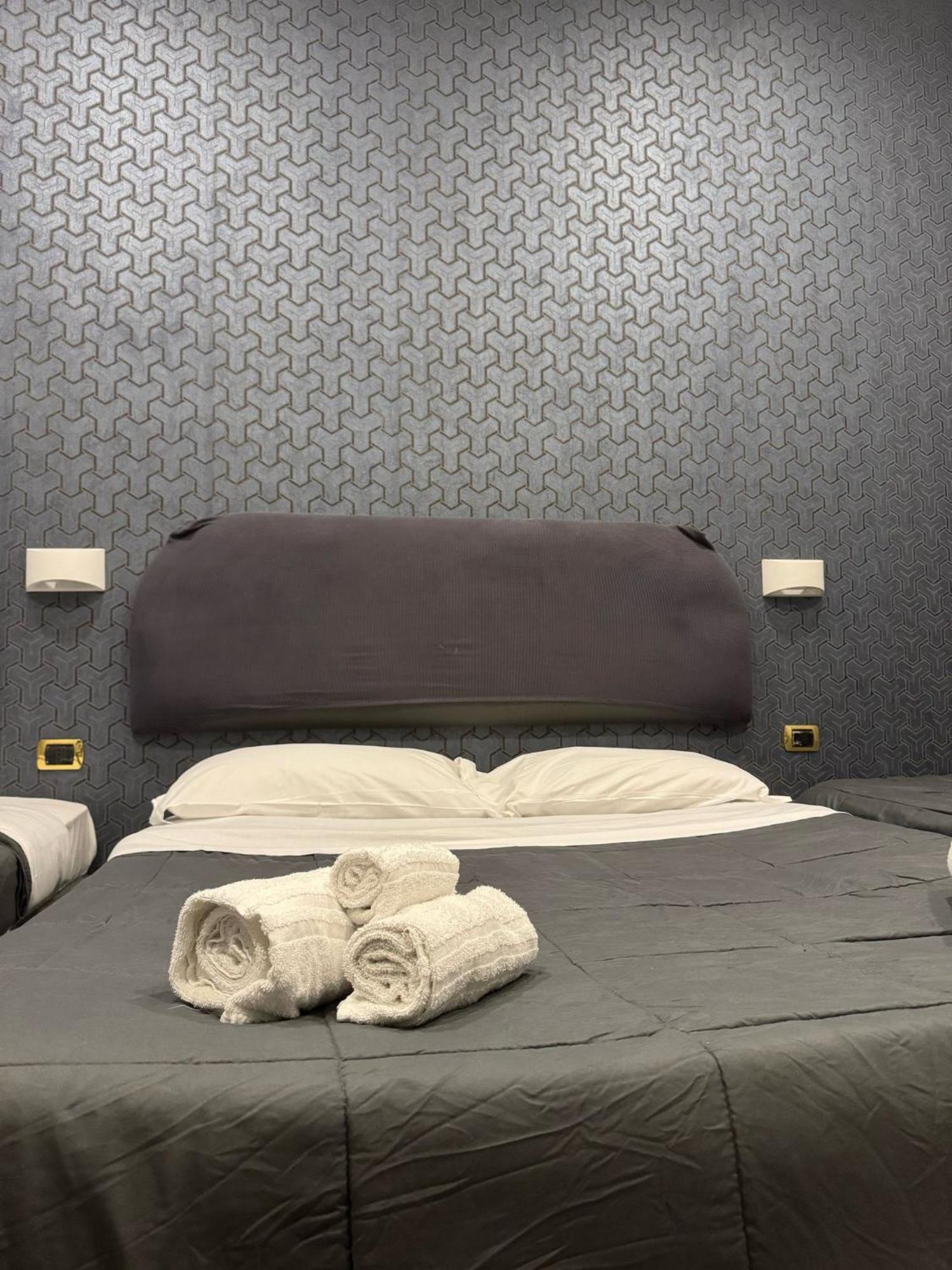 نابولي International Hotels المظهر الخارجي الصورة